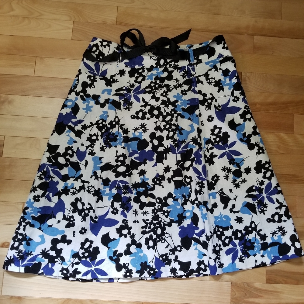 Jessica brand 1950s inspired skirt size 6